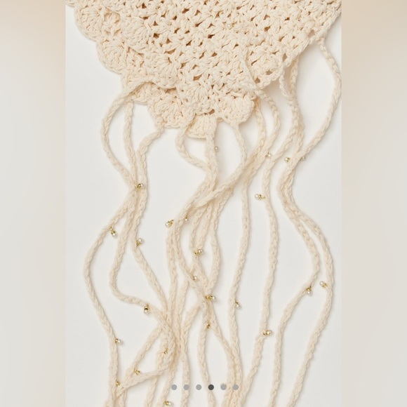 NWT Free People Knit Bonnet with adorable crochet and pearly Accents OS